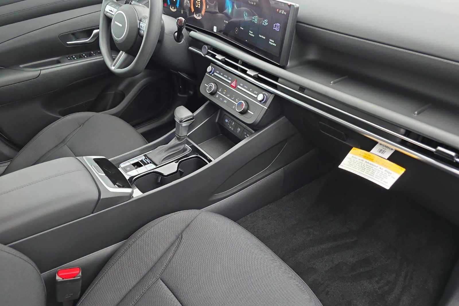 2025 Hyundai Tucson SE photo 15