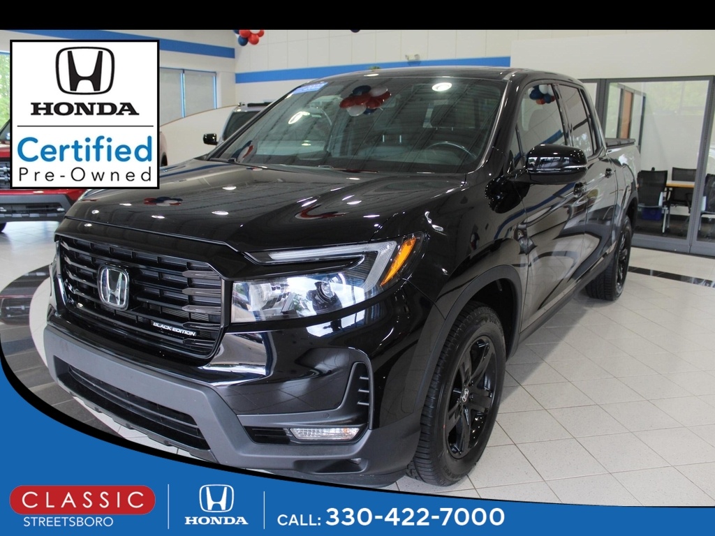 2022 Honda Ridgeline Black Edition's photo