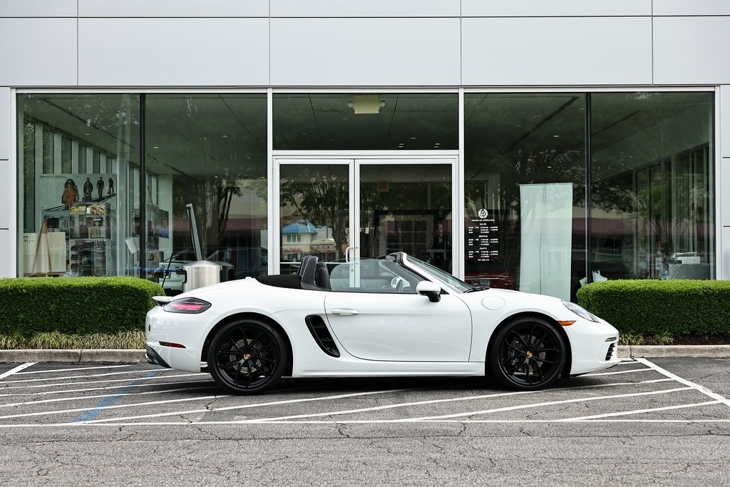 2024 Porsche Boxster Base photo 7