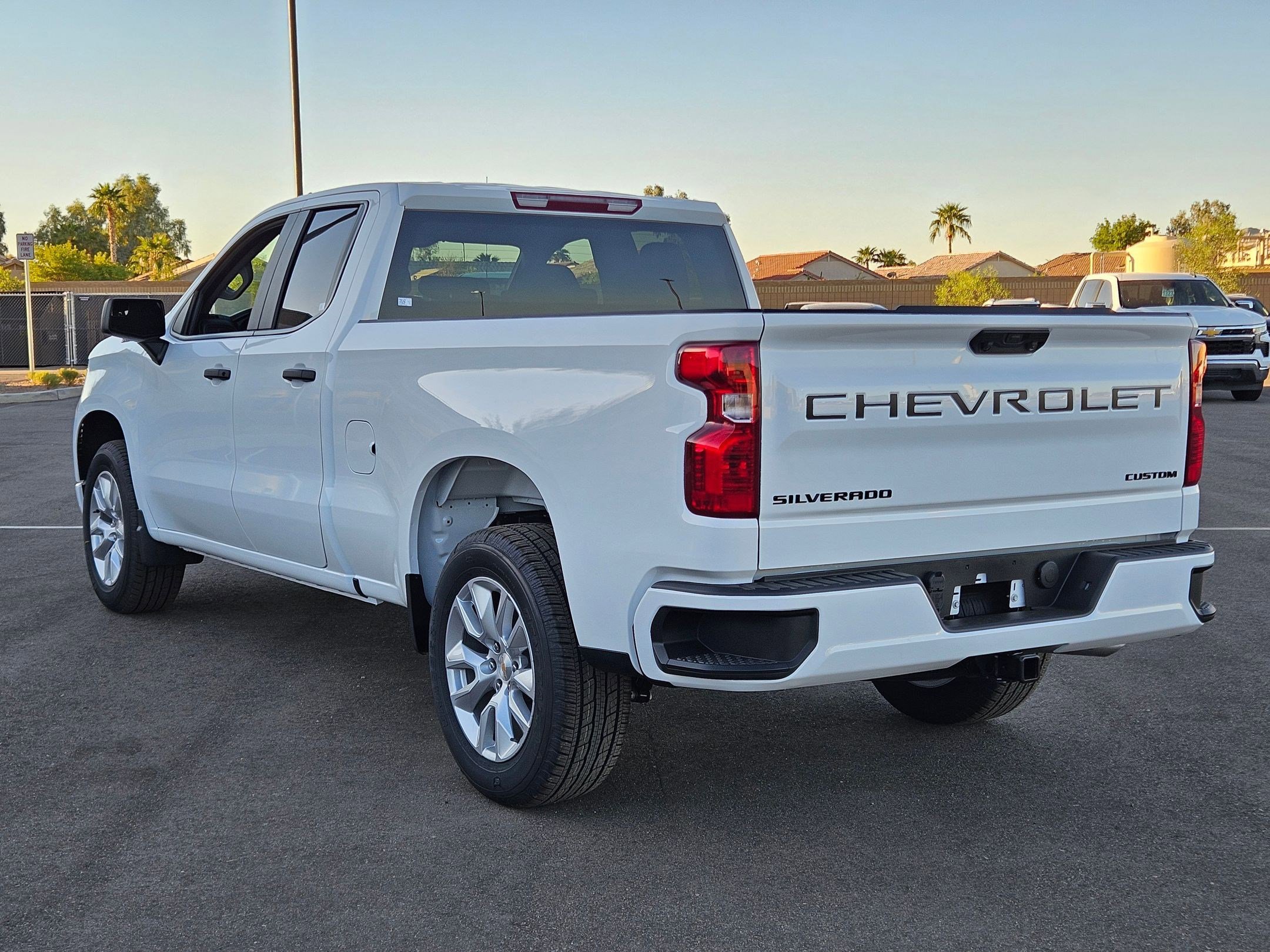2026 Chevrolet Silverado 1500 Custom photo 3