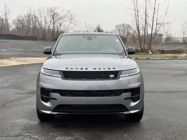 2025 Land Rover Range Rover Sport SE photo 6