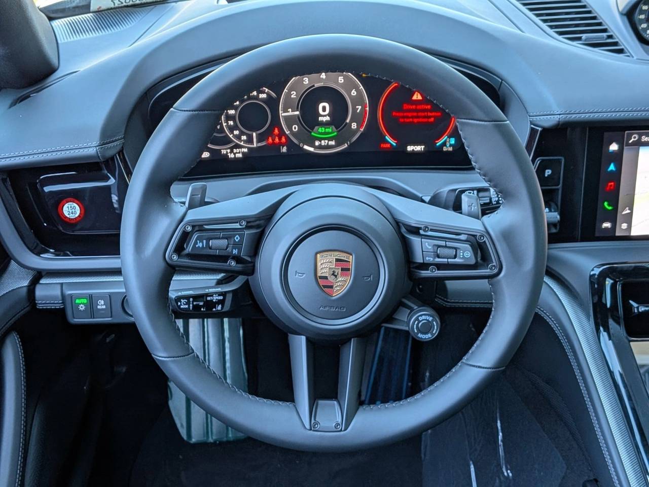 2026 Porsche Panamera E-Hybrid 4 photo 15