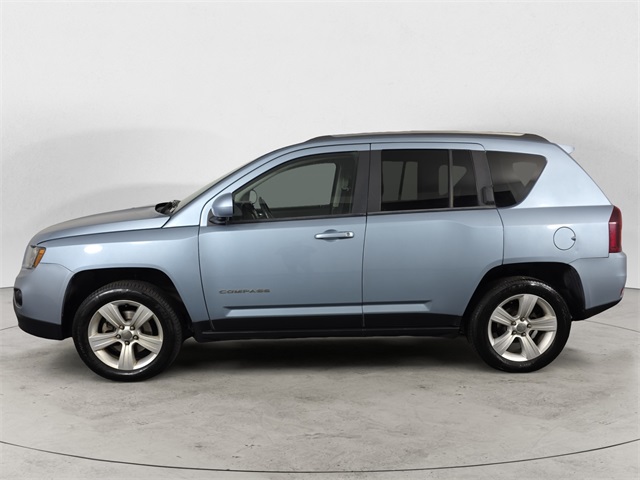 Used 2014 Jeep Compass Latitude with VIN 1C4NJDEBXED530870 for sale in Eugene, OR