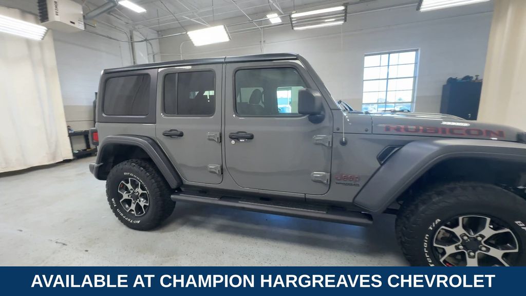 2019 Jeep Wrangler Unlimited Rubicon photo 2