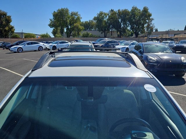 2017 Subaru Outback Limited photo 8