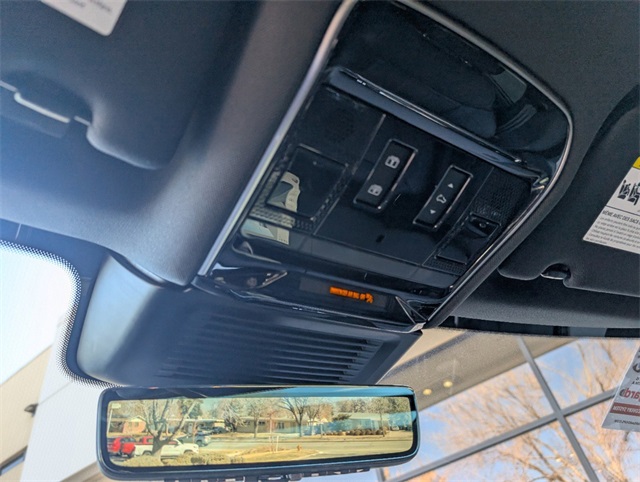 2025 Land Rover Range Rover Sport SE photo 14
