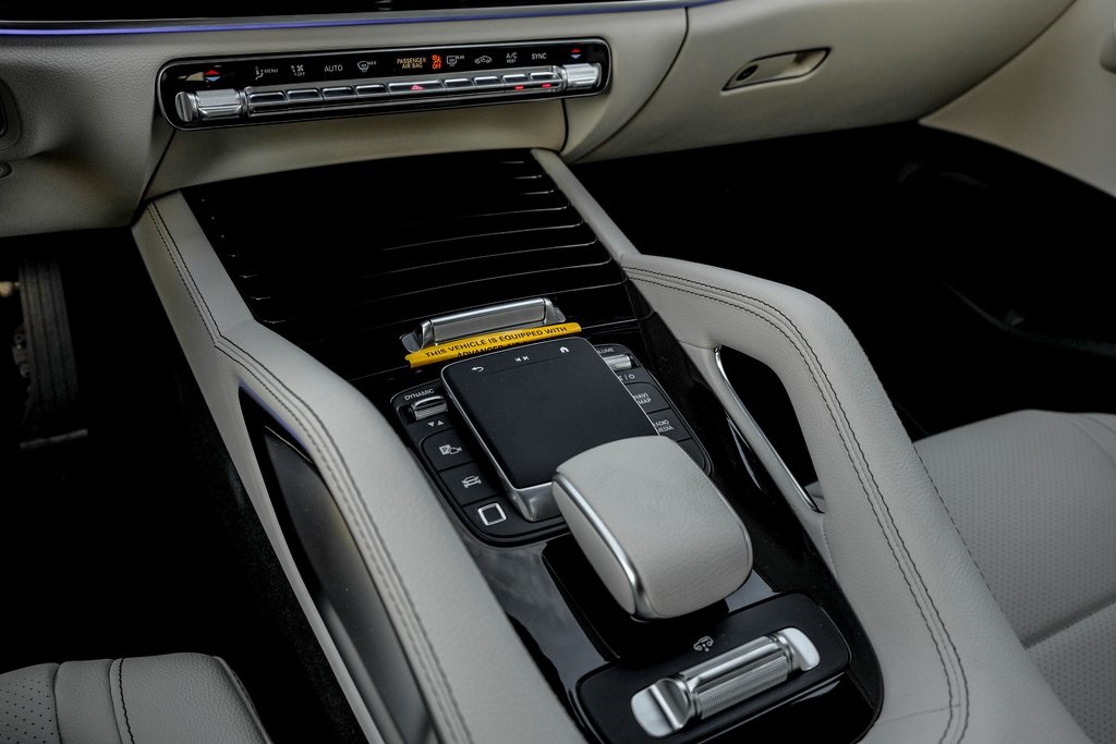 2025 Mercedes Benz GLS 450 4MATIC photo 14
