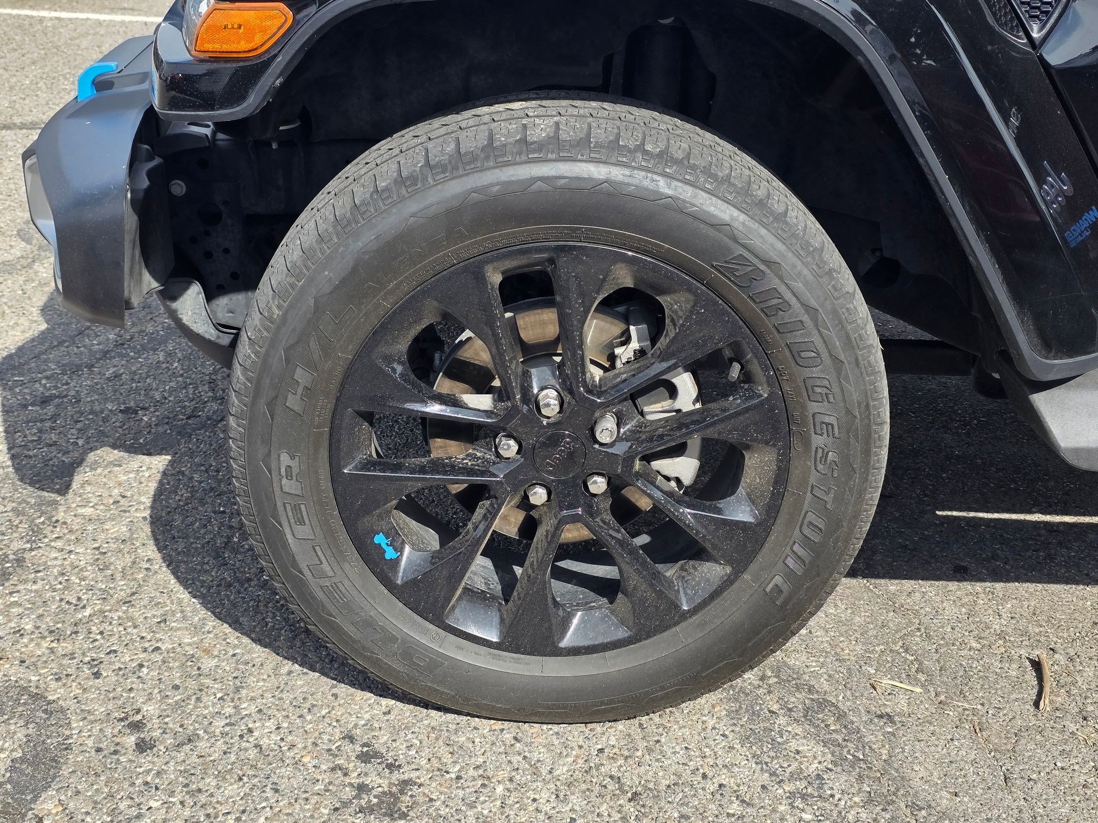 2022 Jeep Wrangler 4xe Unlimited Sahara photo 6