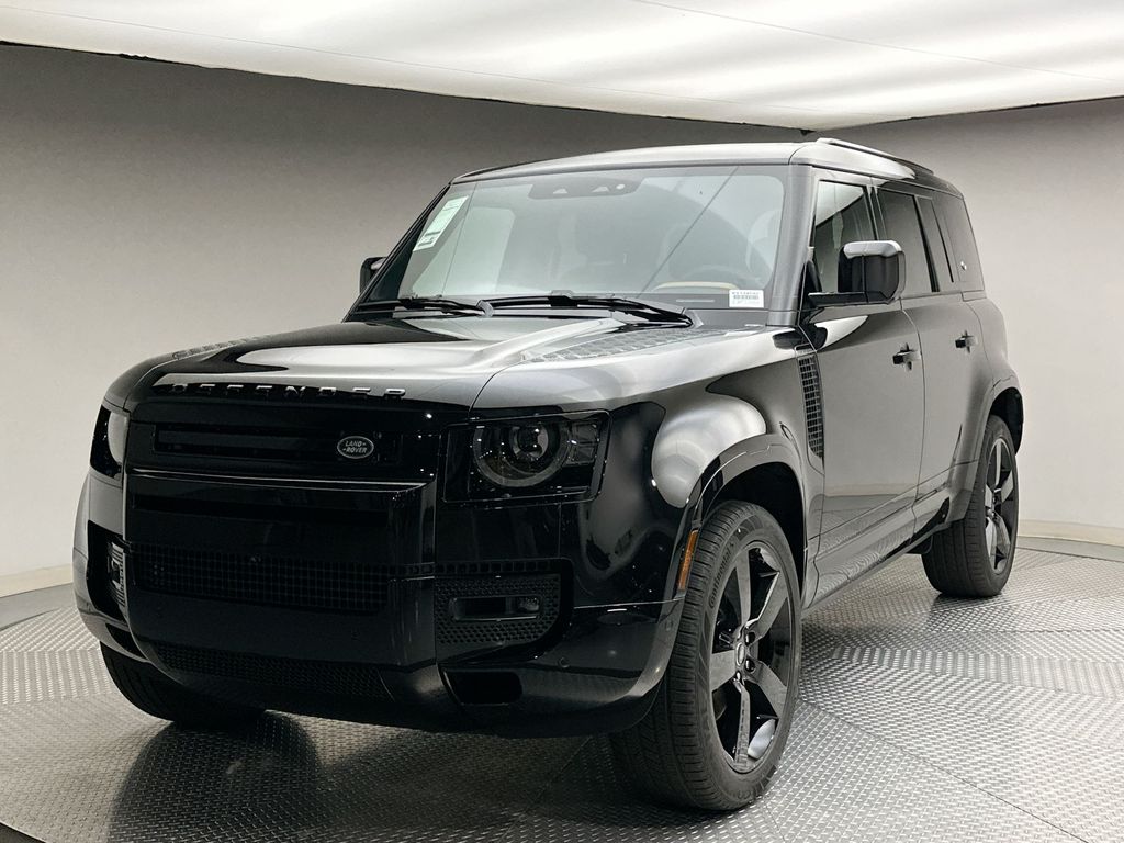 2024 Land Rover Defender X-Dynamic SE's photo