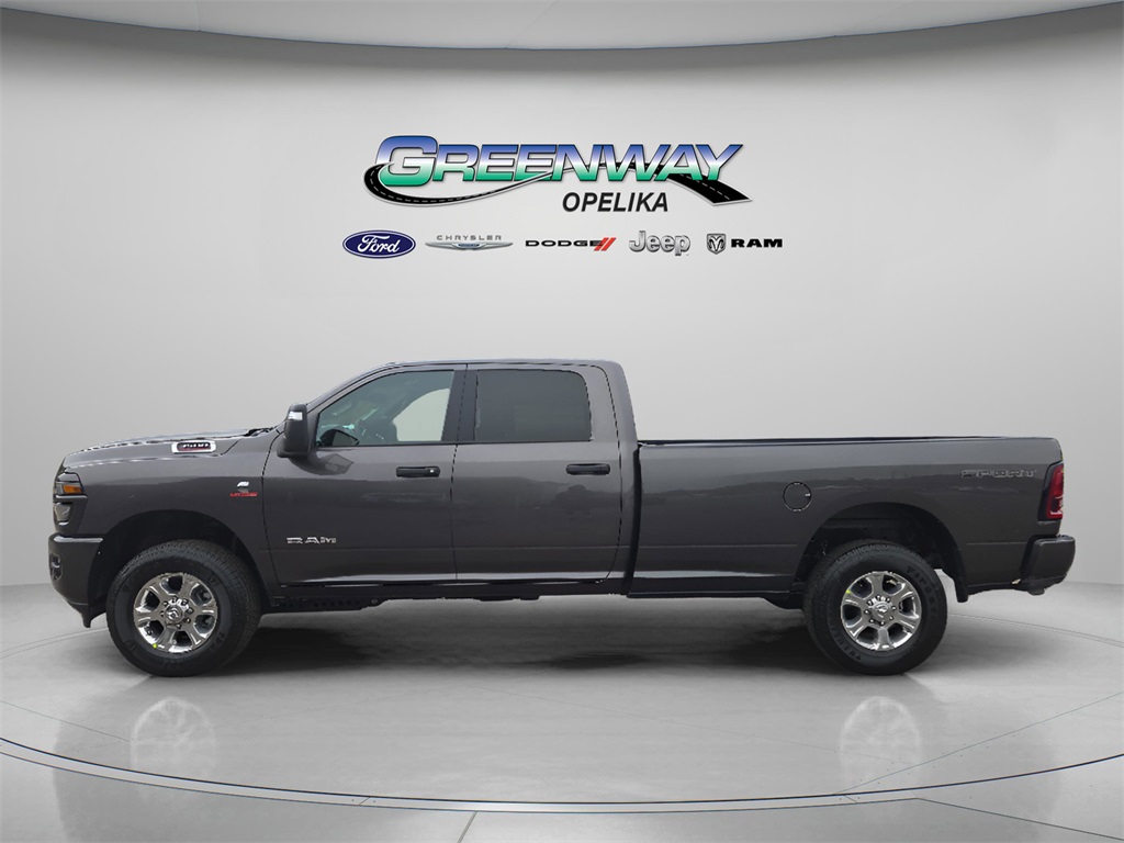 2026 Ram 3500 Big Horn photo 4