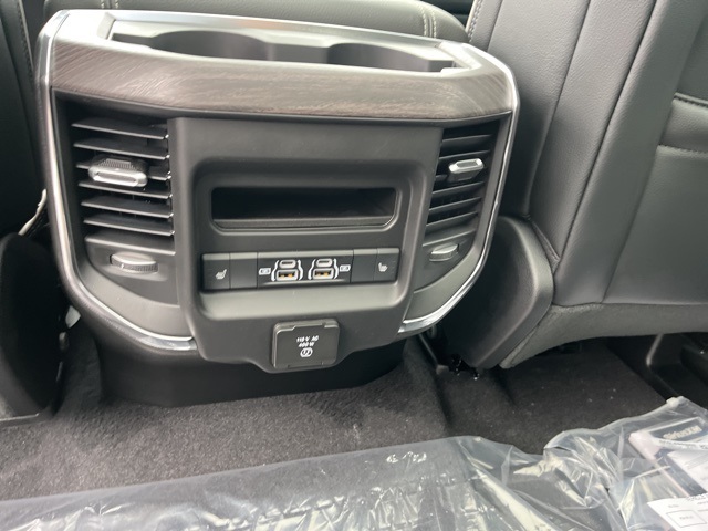 2026 Ram 1500 Laramie photo 14