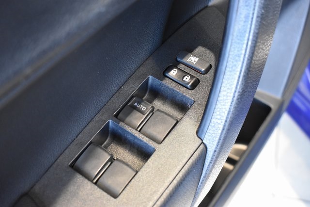2019 Toyota Corolla XLE XSE photo 14