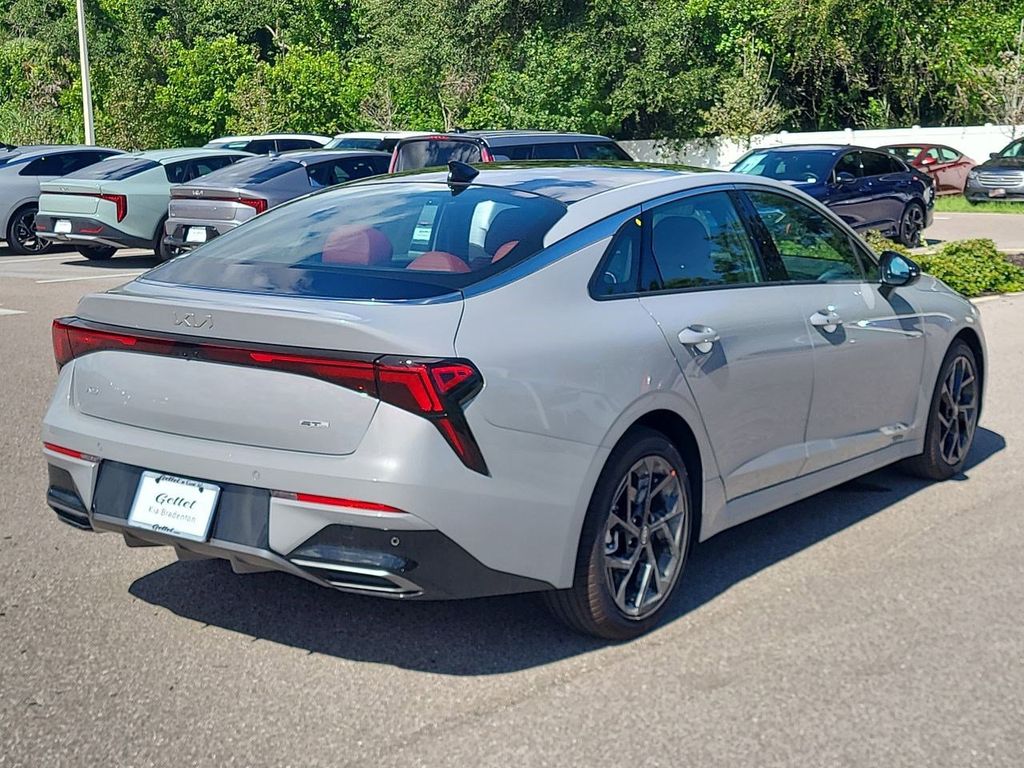 2026 Kia K5 GT-Line photo 5