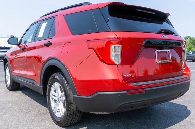 2023 Ford Explorer XLT photo 8