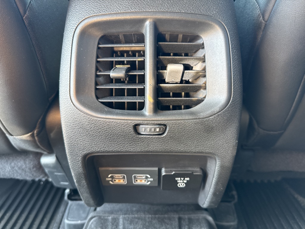 2021 Jeep Cherokee Latitude Lux photo 24