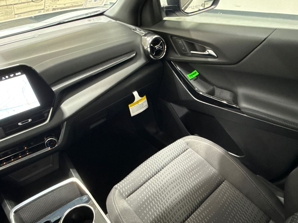 2026 Chevrolet Equinox LT photo 22