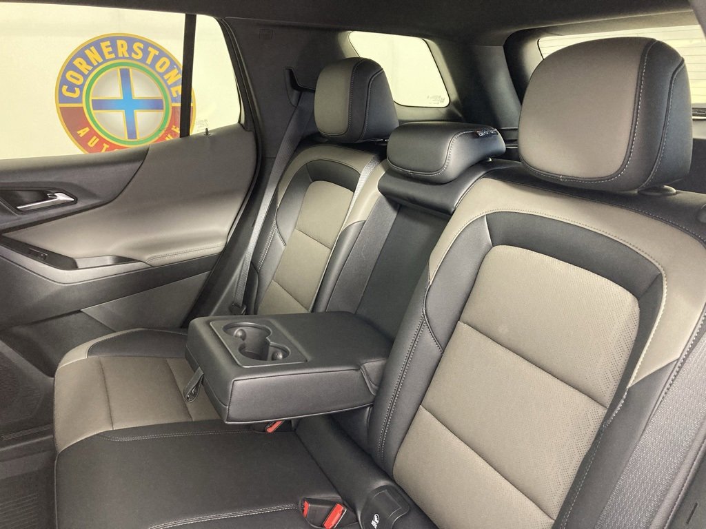 2026 Chevrolet Equinox LT photo 9