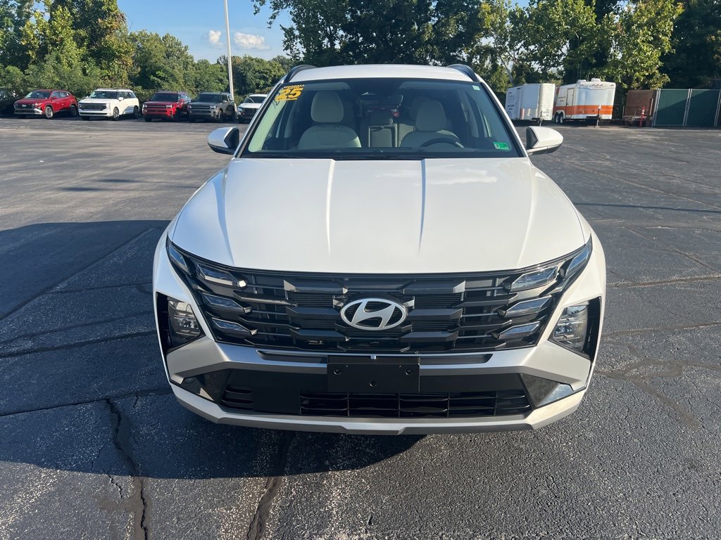 2025 Hyundai Tucson SEL photo 2