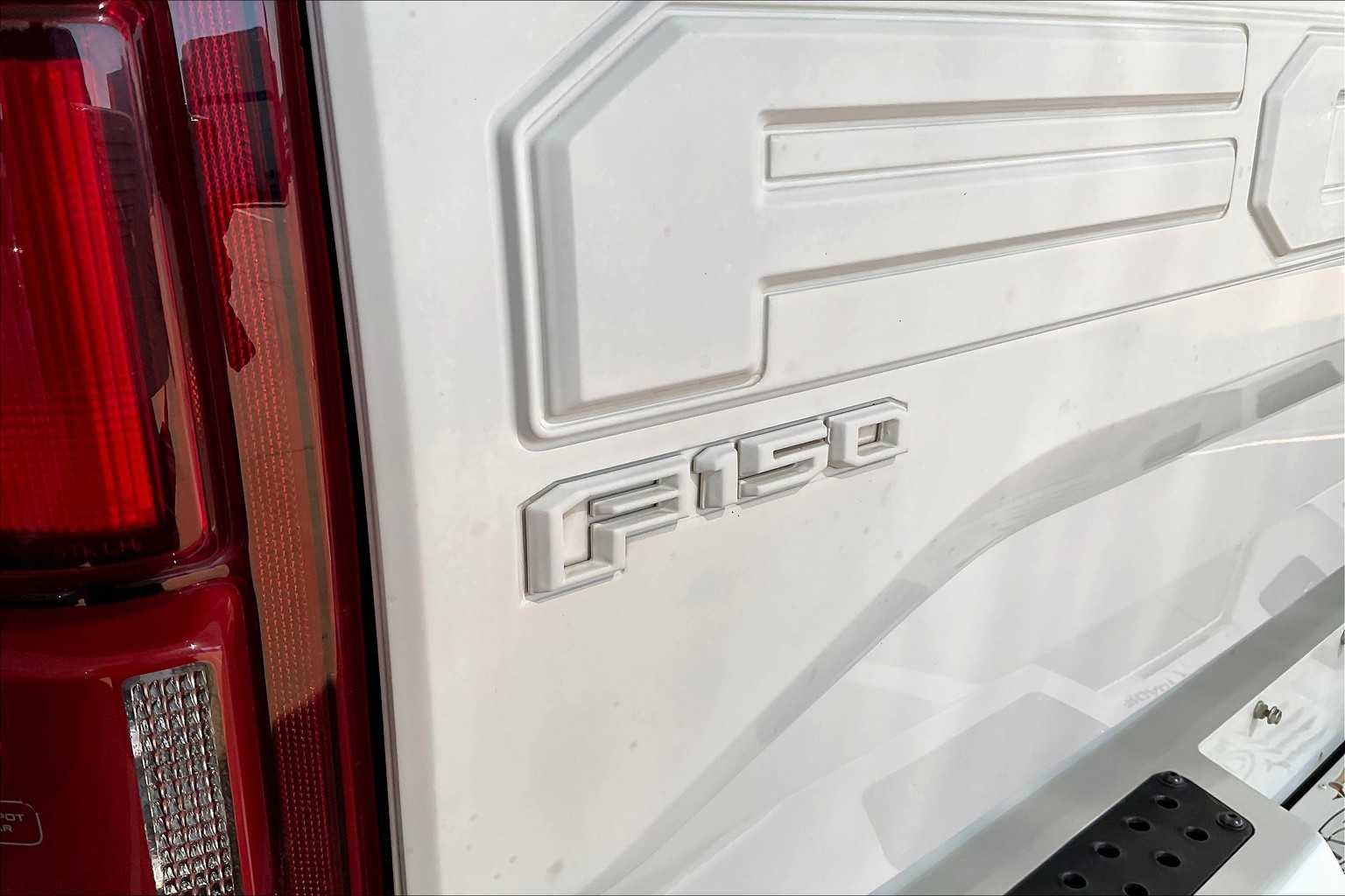 2020 Ford F-150 Raptor photo 26