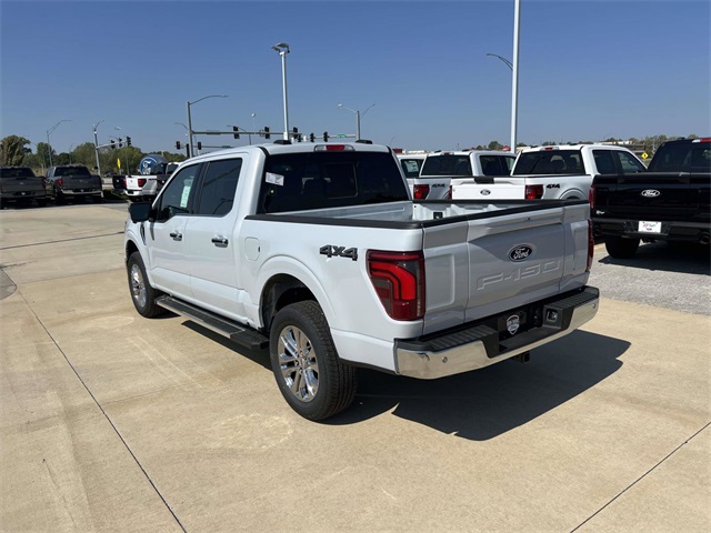 2025 Ford F-150 Lariat photo 3