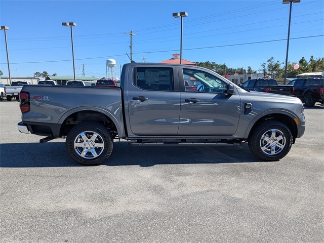 2025 Ford Ranger XLT photo 2