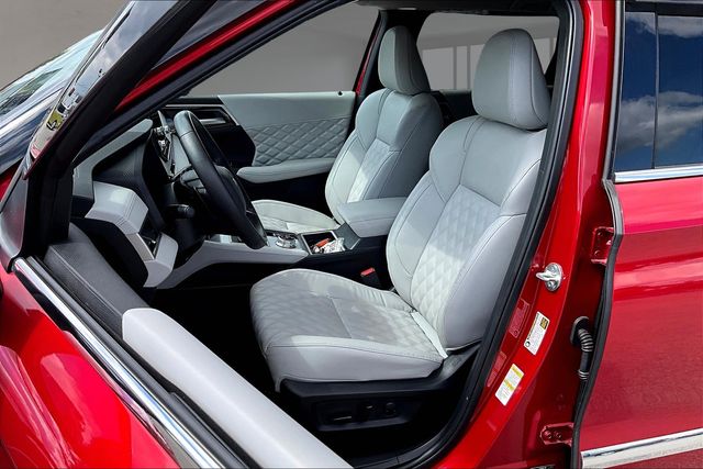 2024 Mitsubishi Outlander SEL photo 21