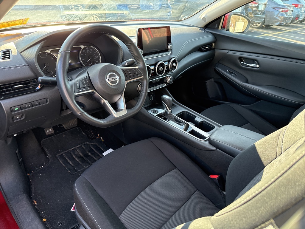 2023 Nissan Sentra SV photo 3