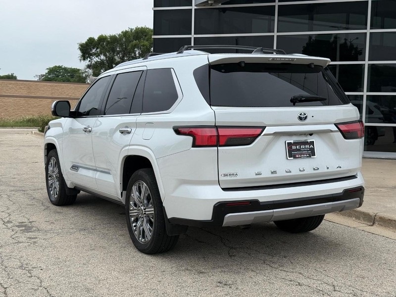 2024 Toyota Sequoia Capstone photo 2