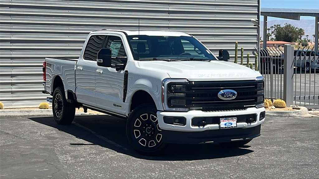 2025 Ford F-250 Super Duty Platinum's photo