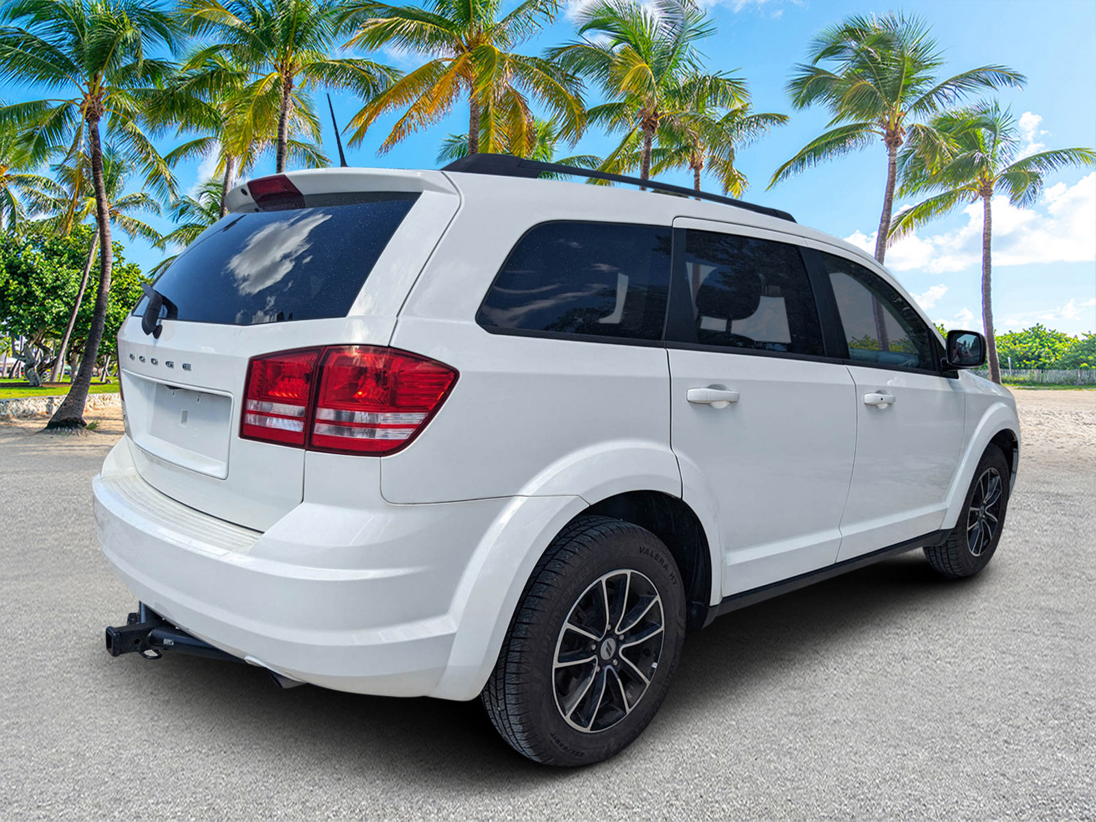 2018 Dodge Journey SE photo 2