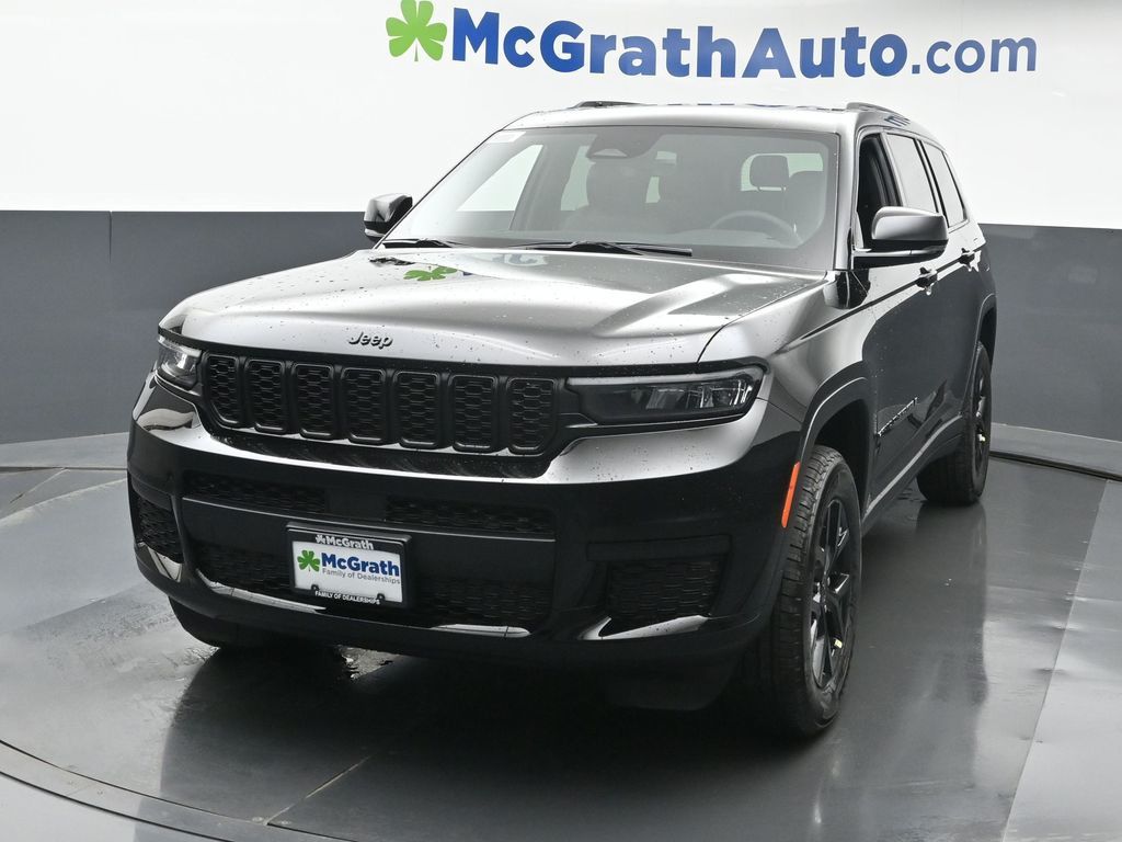2025 Jeep Grand Cherokee Altitude X photo 3