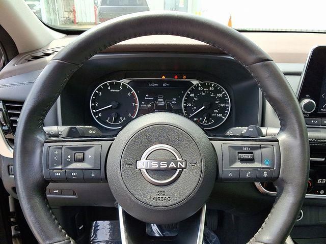2022 Nissan Rogue SV photo 19