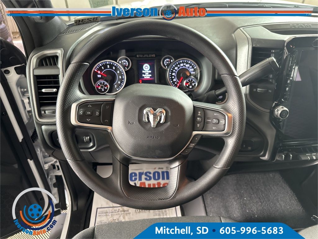 2025 Ram 2500 Tradesman photo 16