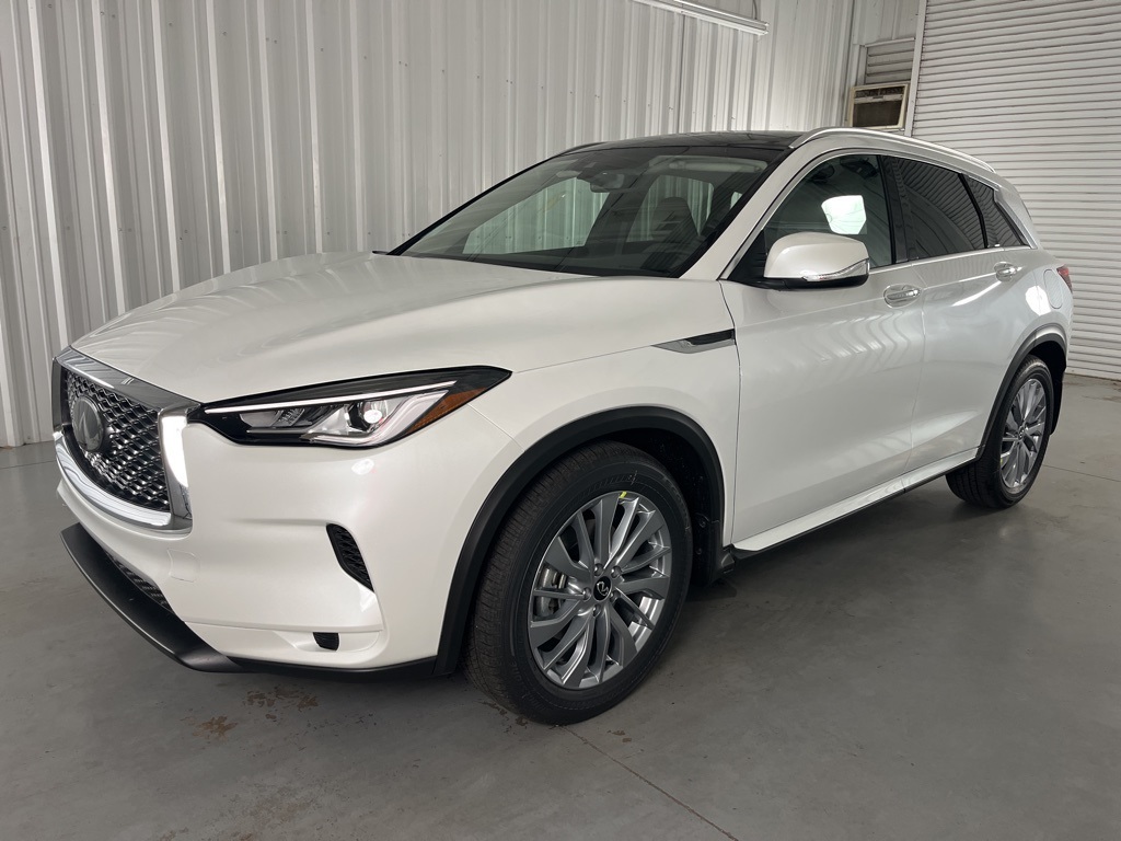 2025 Infiniti QX50 Luxe photo 4