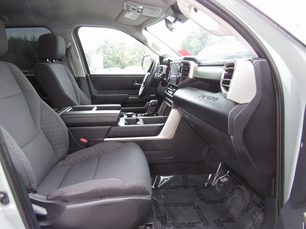 2022 Toyota Tundra SR5 photo 21