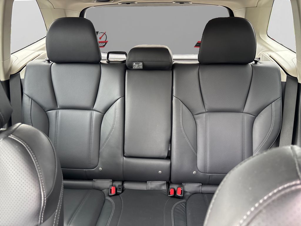 2022 Subaru Forester Limited photo 14
