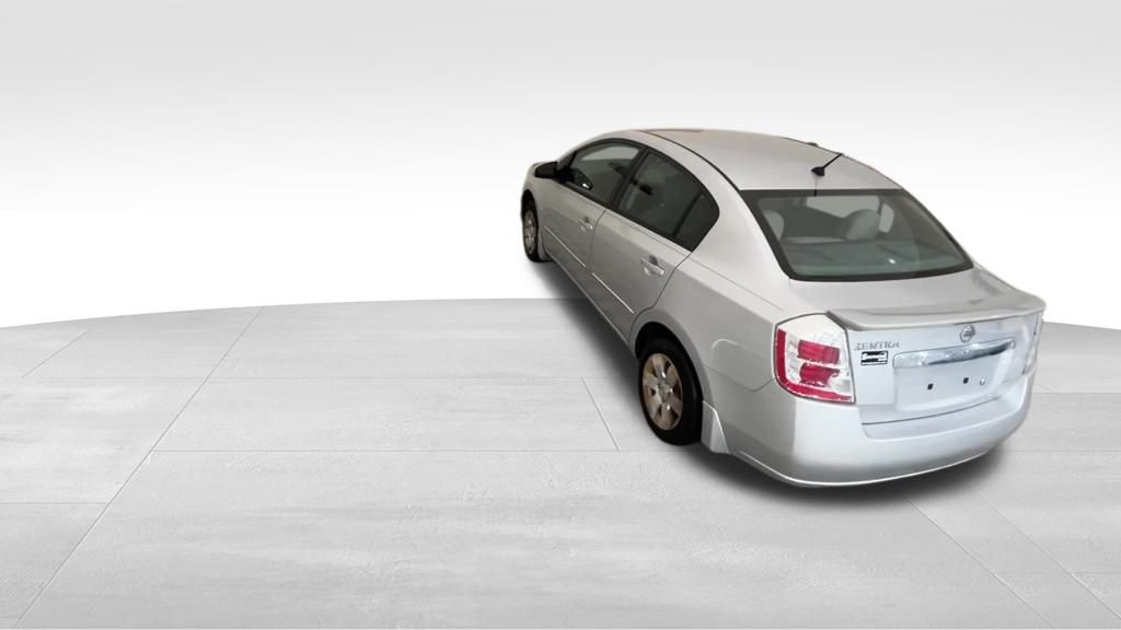 2012 Nissan Sentra 2.0 S photo 2