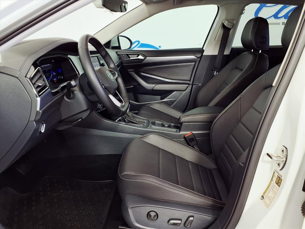2023 Volkswagen Jetta 1.5T SE photo 14
