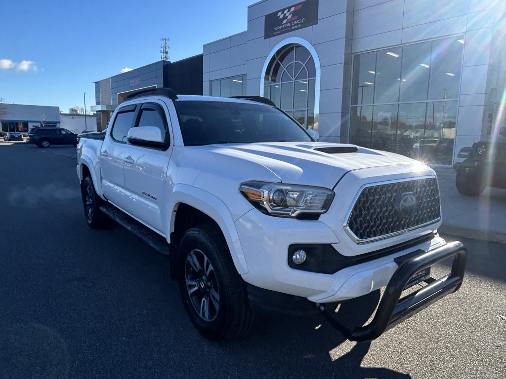 2019 Toyota Tacoma TRD Sport's photo