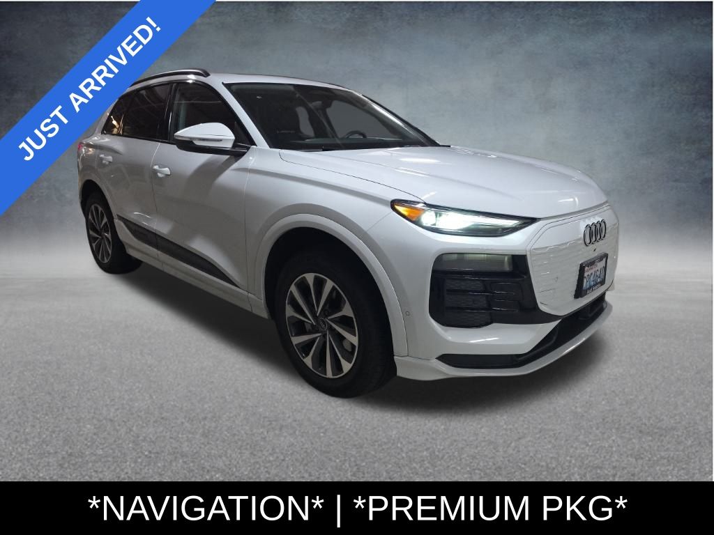 2025 Audi Q6 e-tron Premium's photo