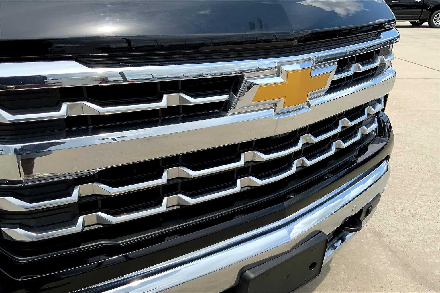 2024 Chevrolet Silverado 1500 LTZ photo 26