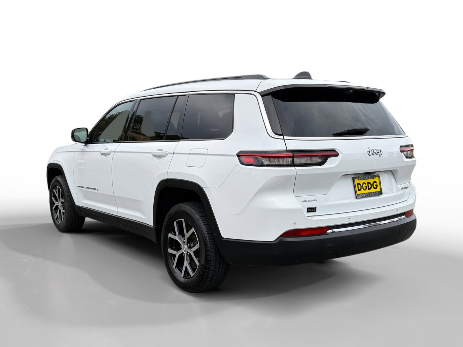 2024 Jeep Grand Cherokee Limited photo 3