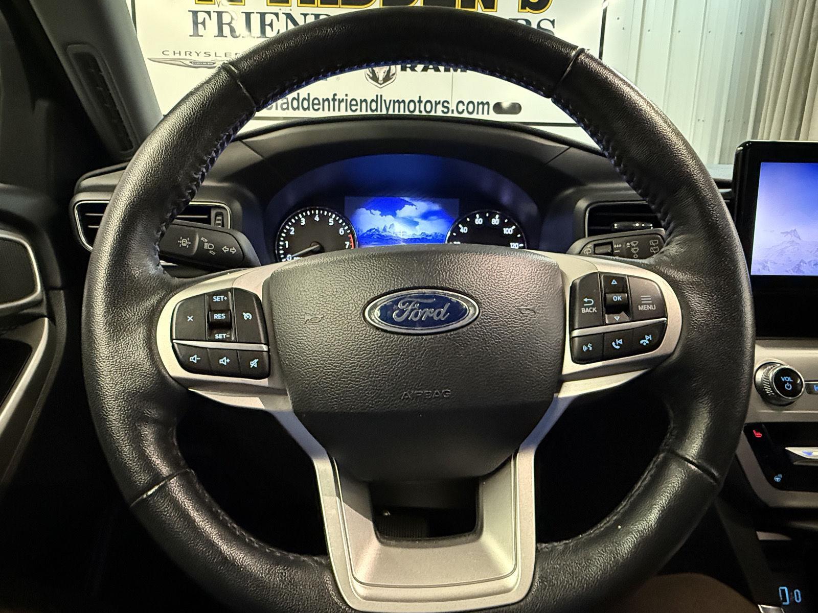 2022 Ford Explorer XLT photo 7