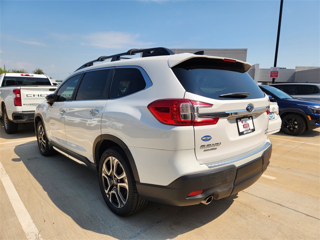 2024 Subaru Ascent Touring photo 2