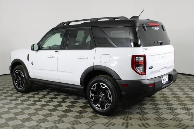 2025 Ford Bronco Sport Outer Banks photo 4