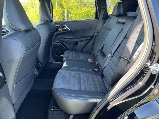 2025 Mitsubishi Outlander SE 2.5 photo 23