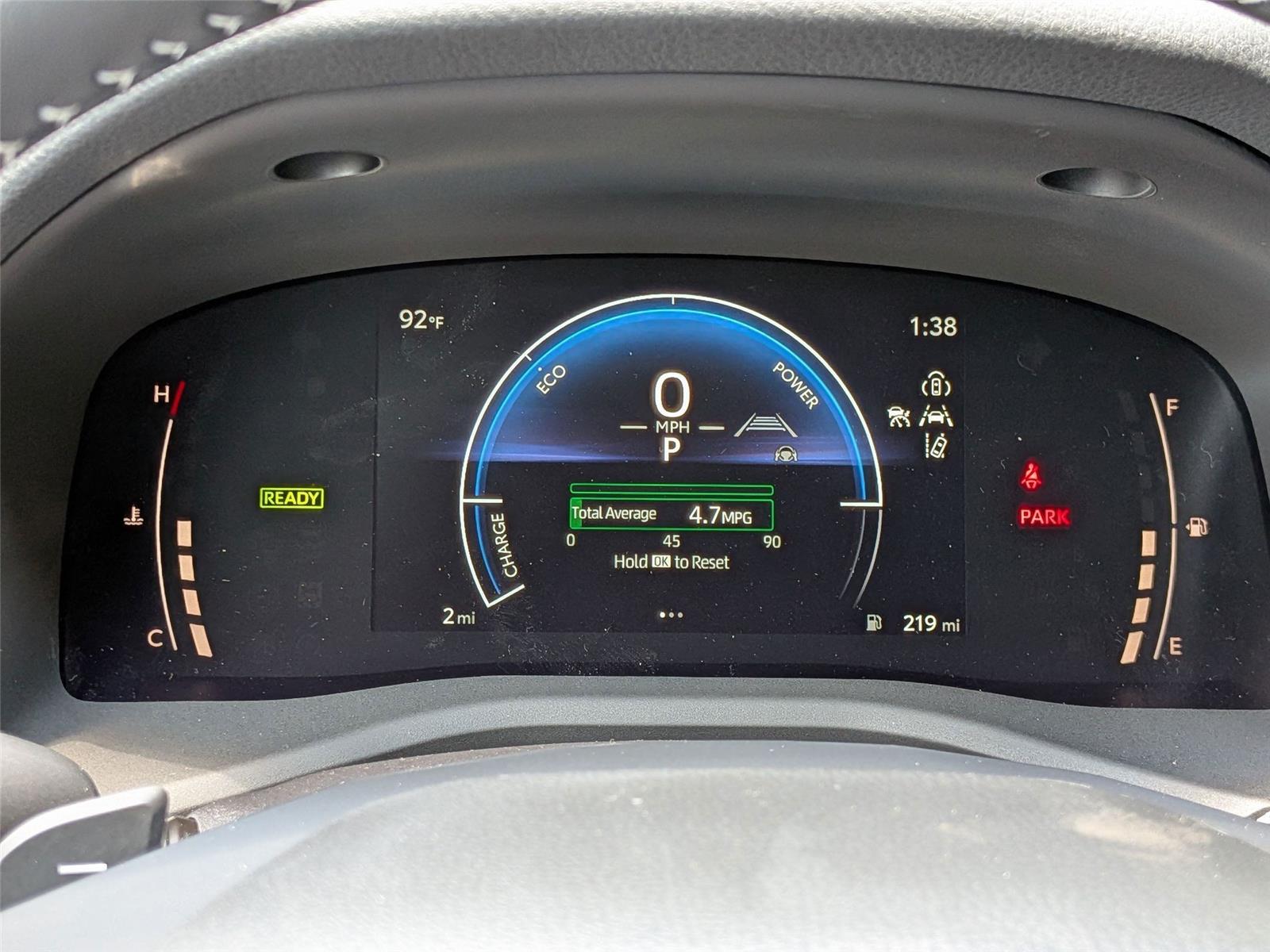 2025 Toyota Camry SE photo 18
