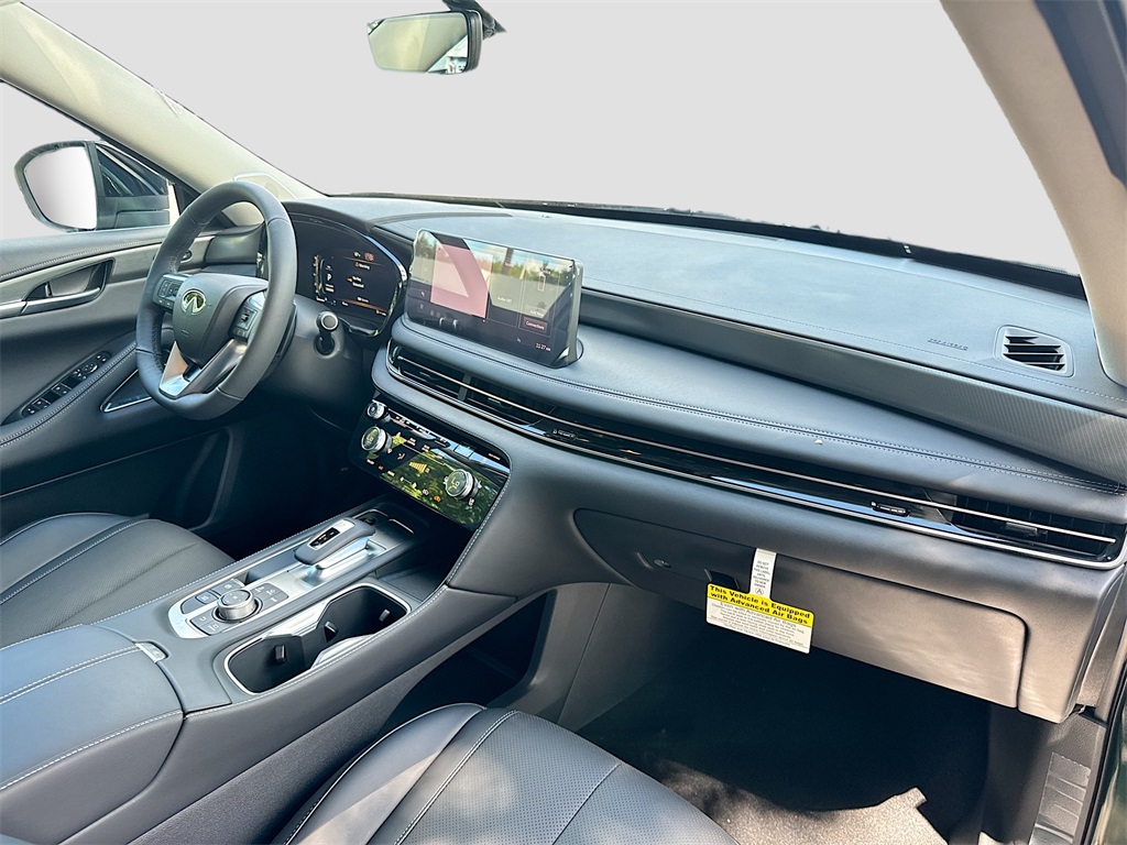 2026 Infiniti QX60 Luxe photo 31