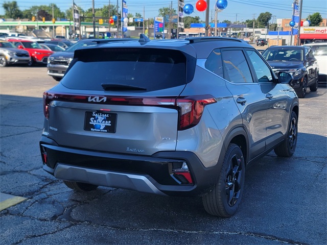 2026 Kia Seltos EX photo 2