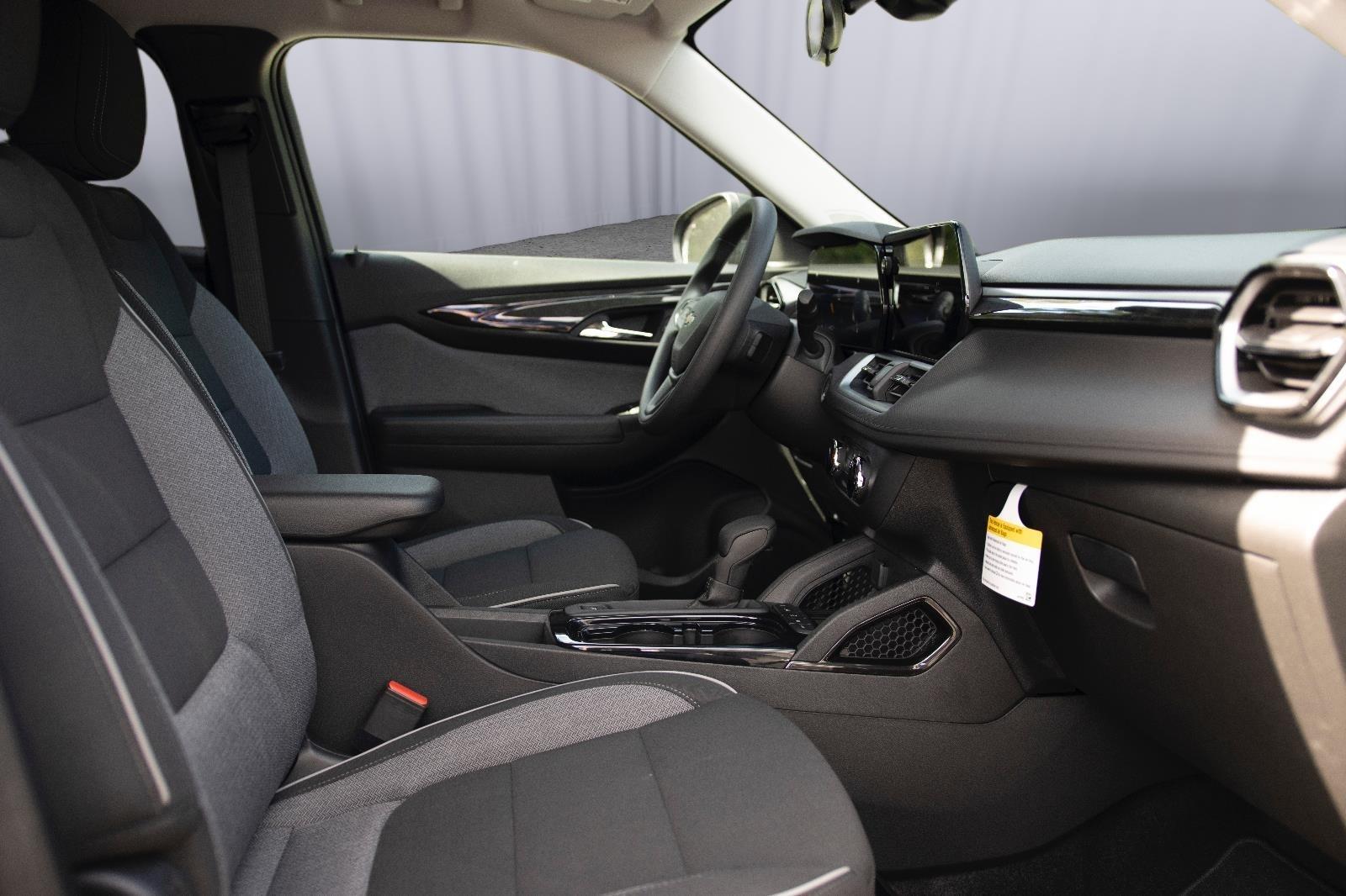 2026 Chevrolet Trailblazer LS photo 23